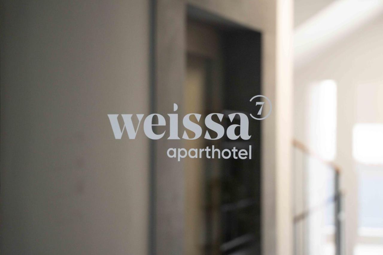 Aparthotel Weissa 7 Краков Экстерьер фото