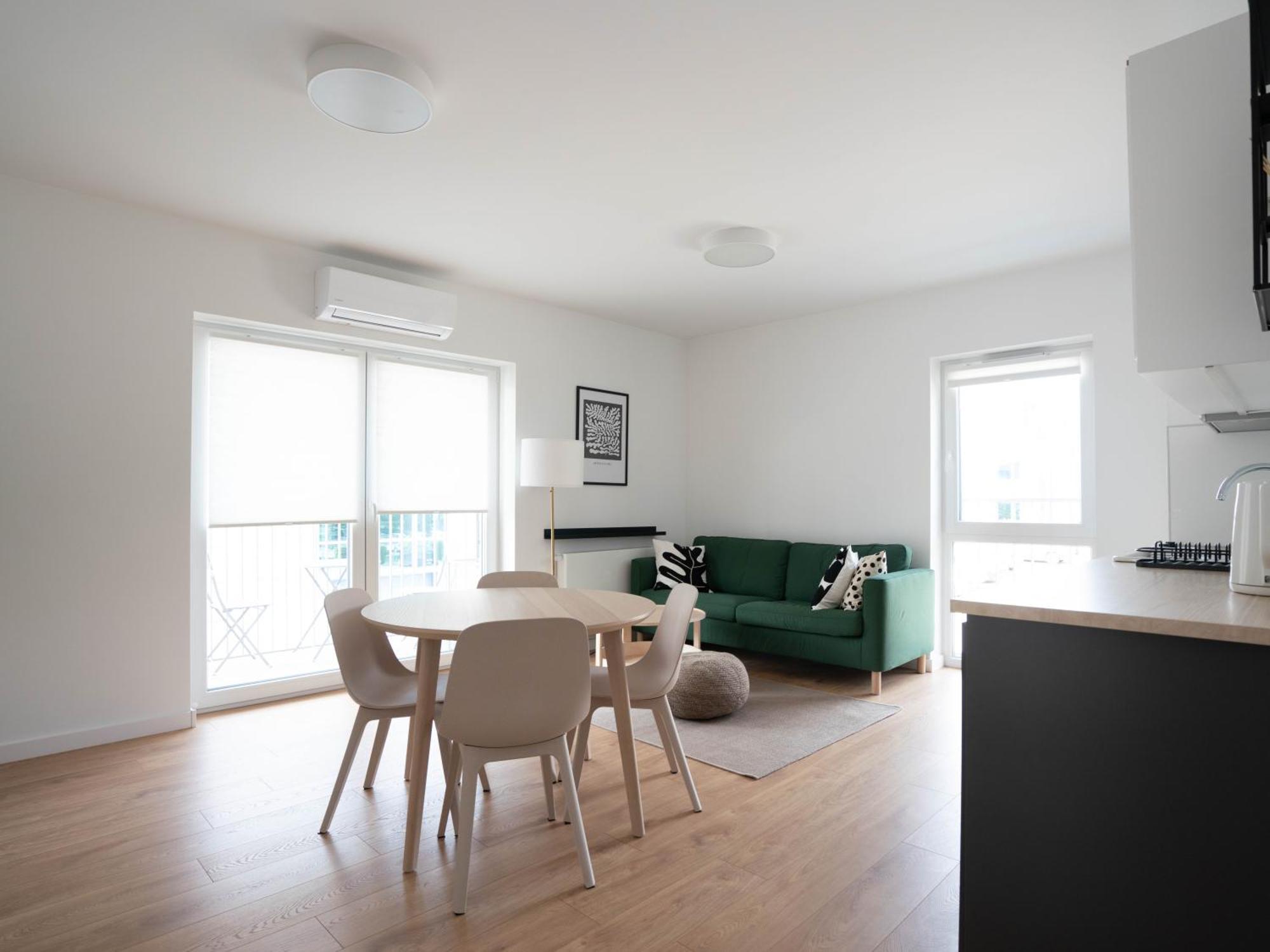 Aparthotel Weissa 7 Краков Экстерьер фото