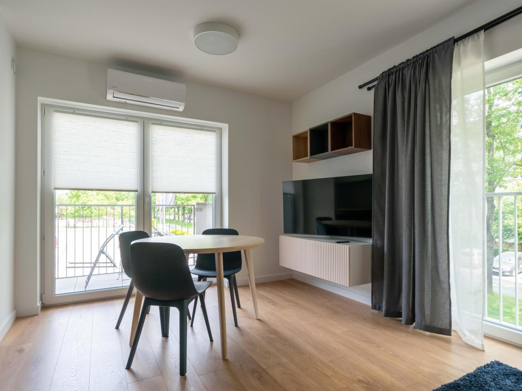 Aparthotel Weissa 7 Краков Экстерьер фото