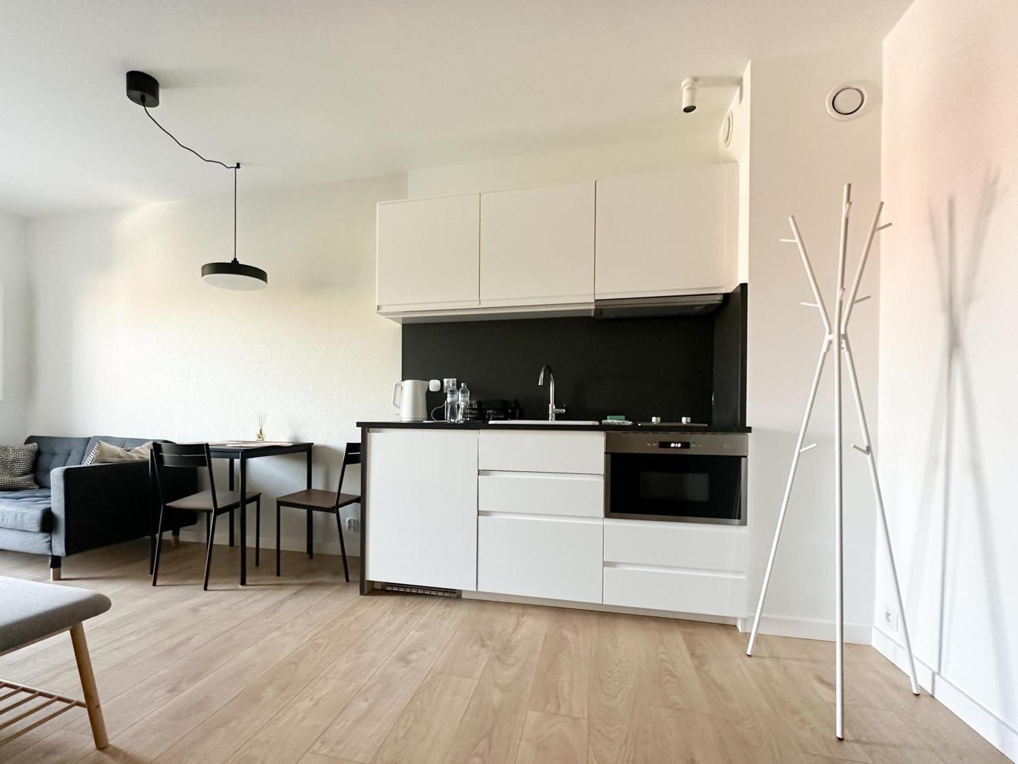 Aparthotel Weissa 7 Краков Экстерьер фото