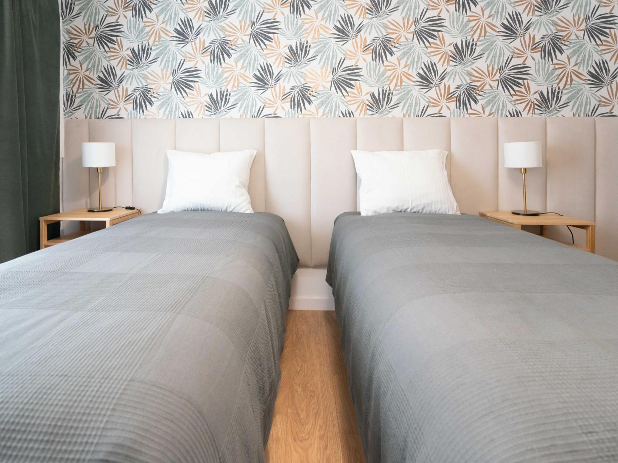Aparthotel Weissa 7 Краков Экстерьер фото