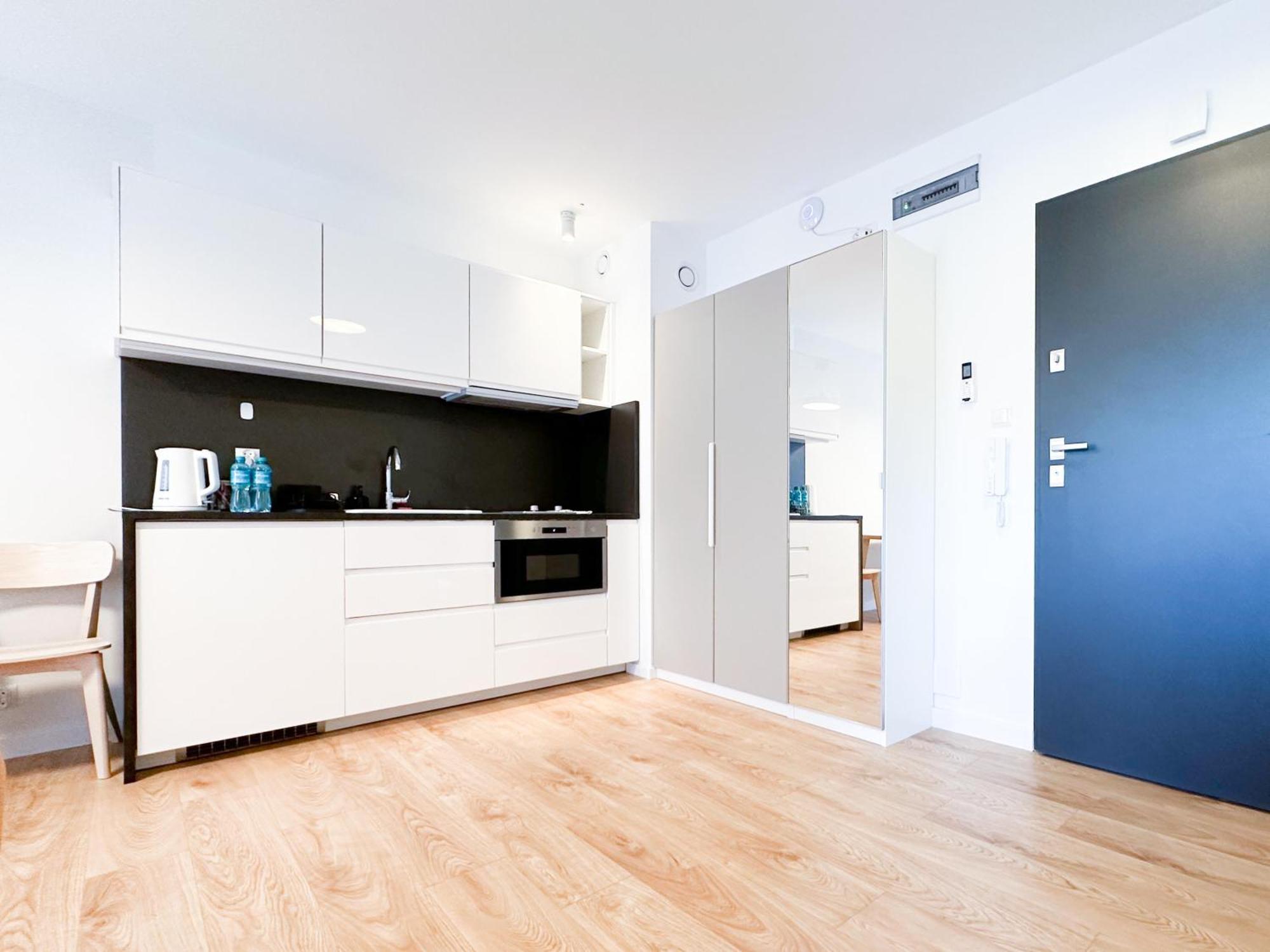 Aparthotel Weissa 7 Краков Экстерьер фото