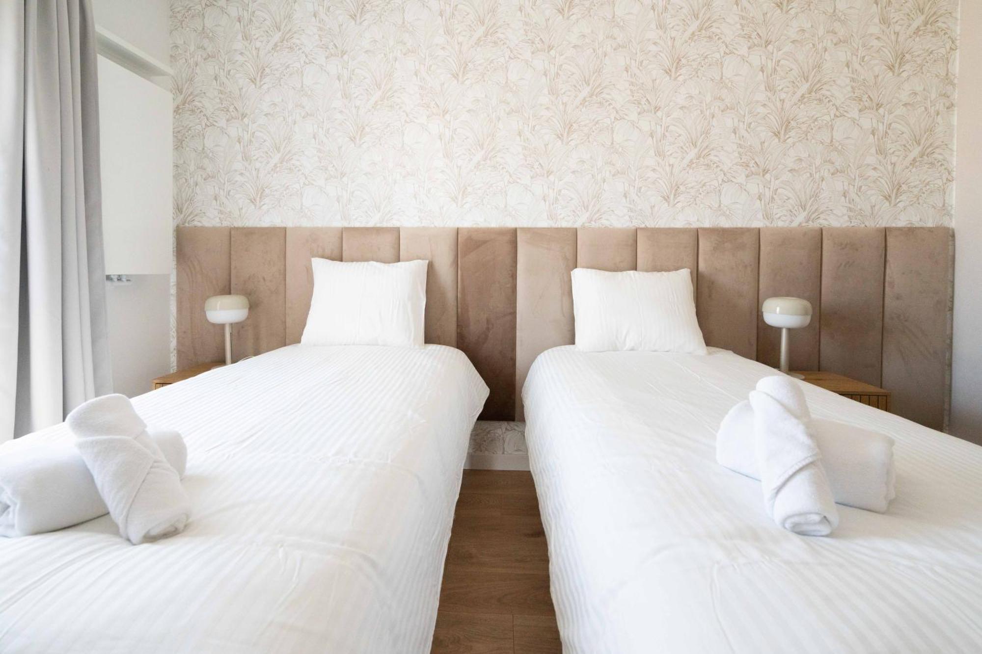 Aparthotel Weissa 7 Краков Экстерьер фото